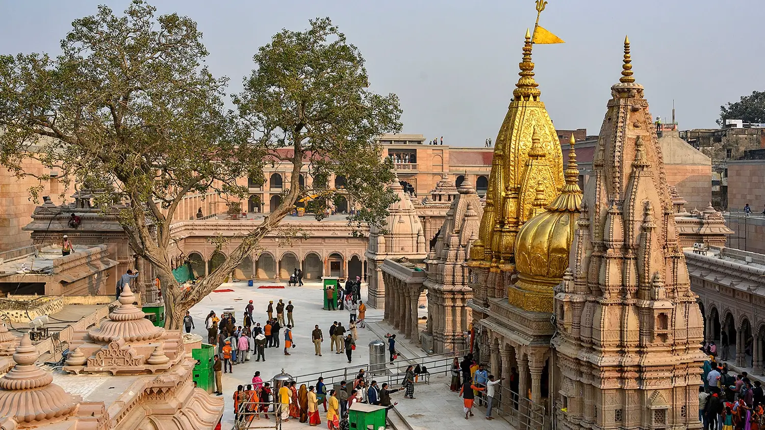Shri Kashi Vishwanath Temple - Varansai, UP, India
