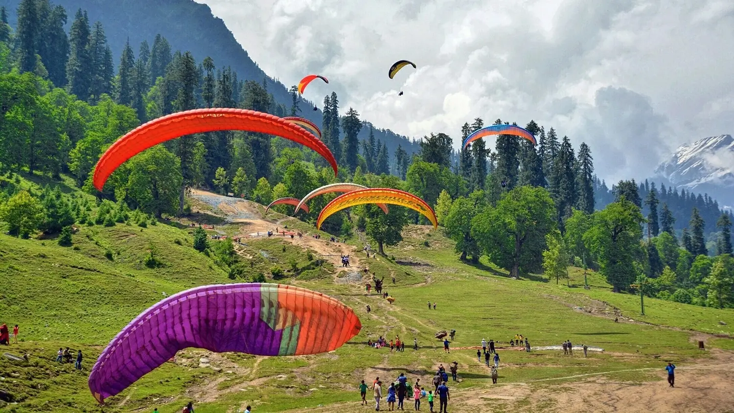 Solang valley, manali - Popular Tourist Destination in India